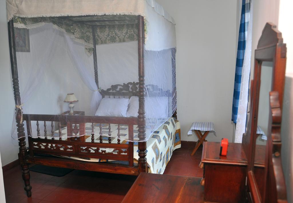Primrose Inn Kandy Luaran gambar
