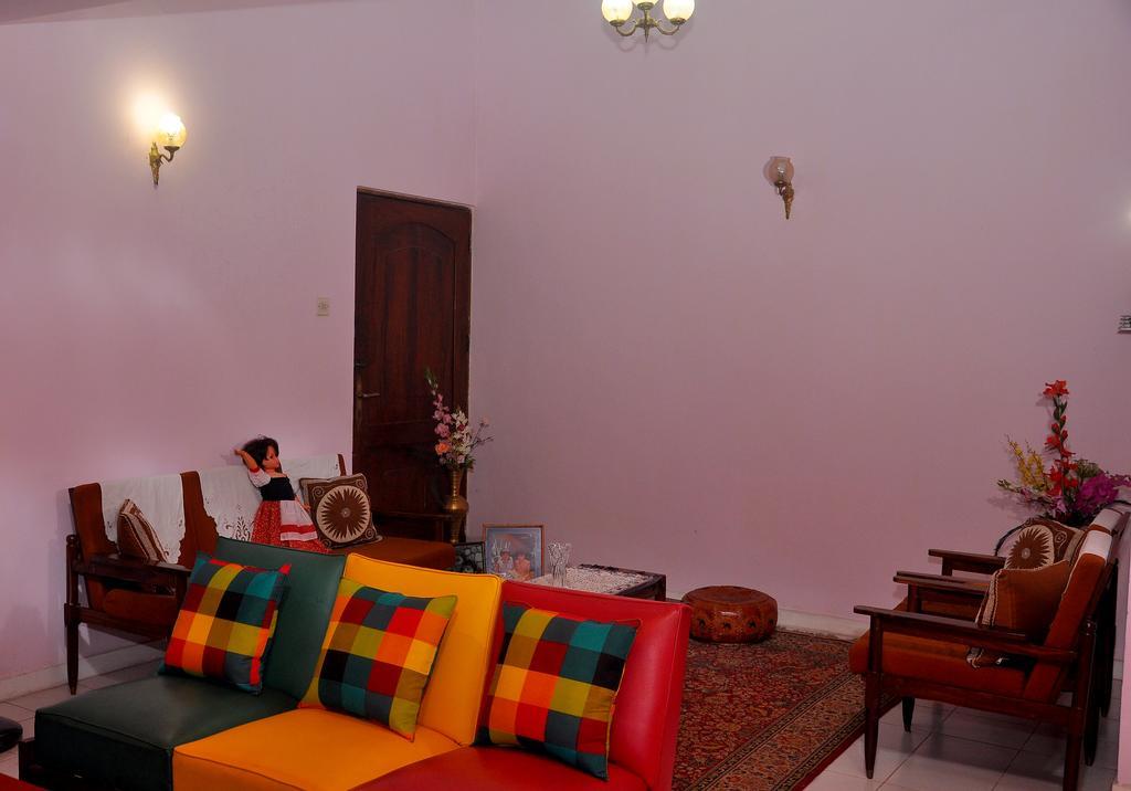 Primrose Inn Kandy Luaran gambar